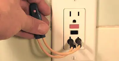 gfci circuits service testing ground fault circuit interrupter outlet to ensure electrical protection in Naperville, IL